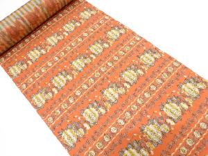 B反　村瀬織物製　横段に牡丹模様織り出し　八寸帯地反物